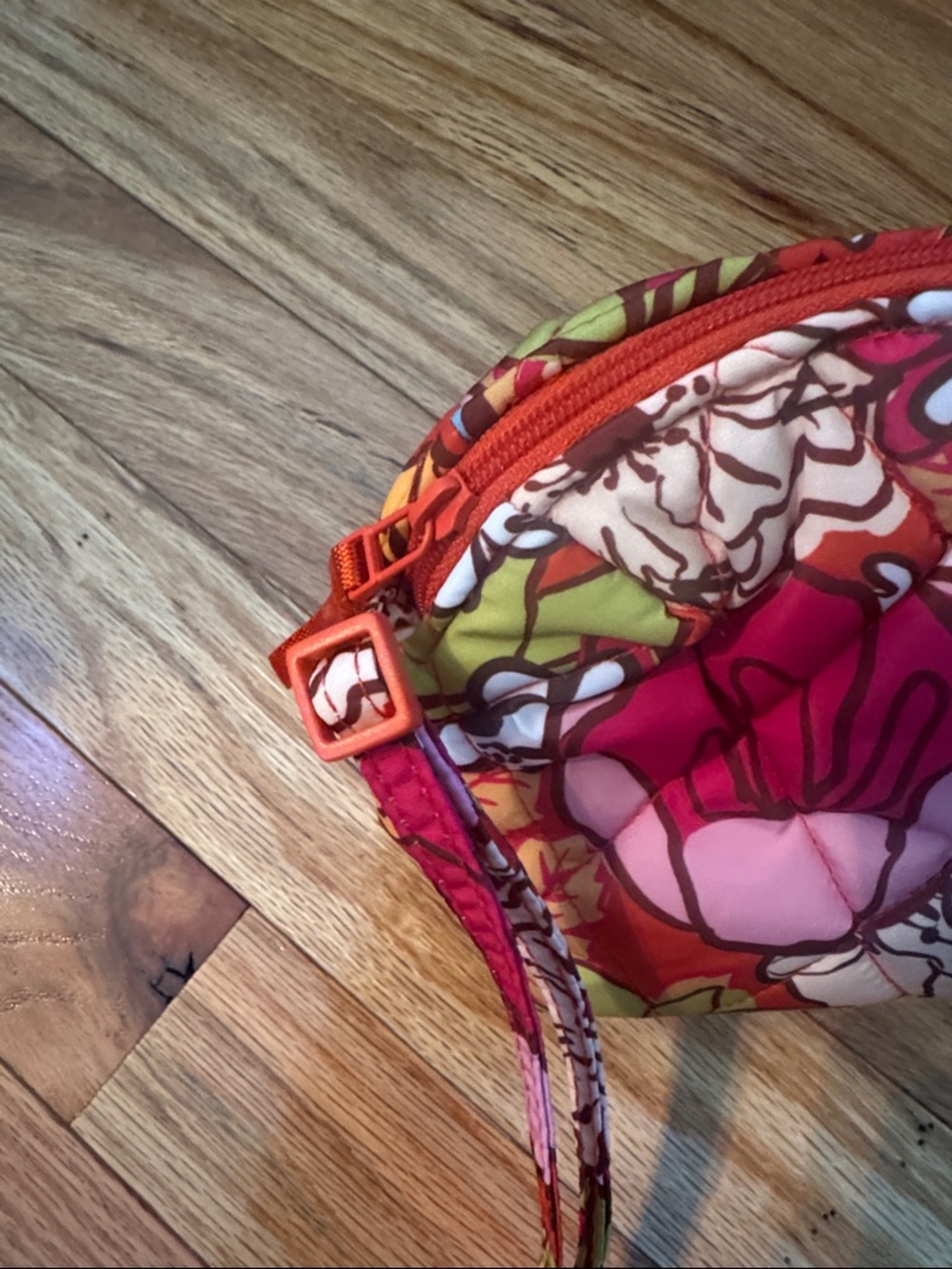 NWT Vera Bradley Camera Bag
Crossbody Midday Garden Ultralight Small Purse - Picture 7 of 8